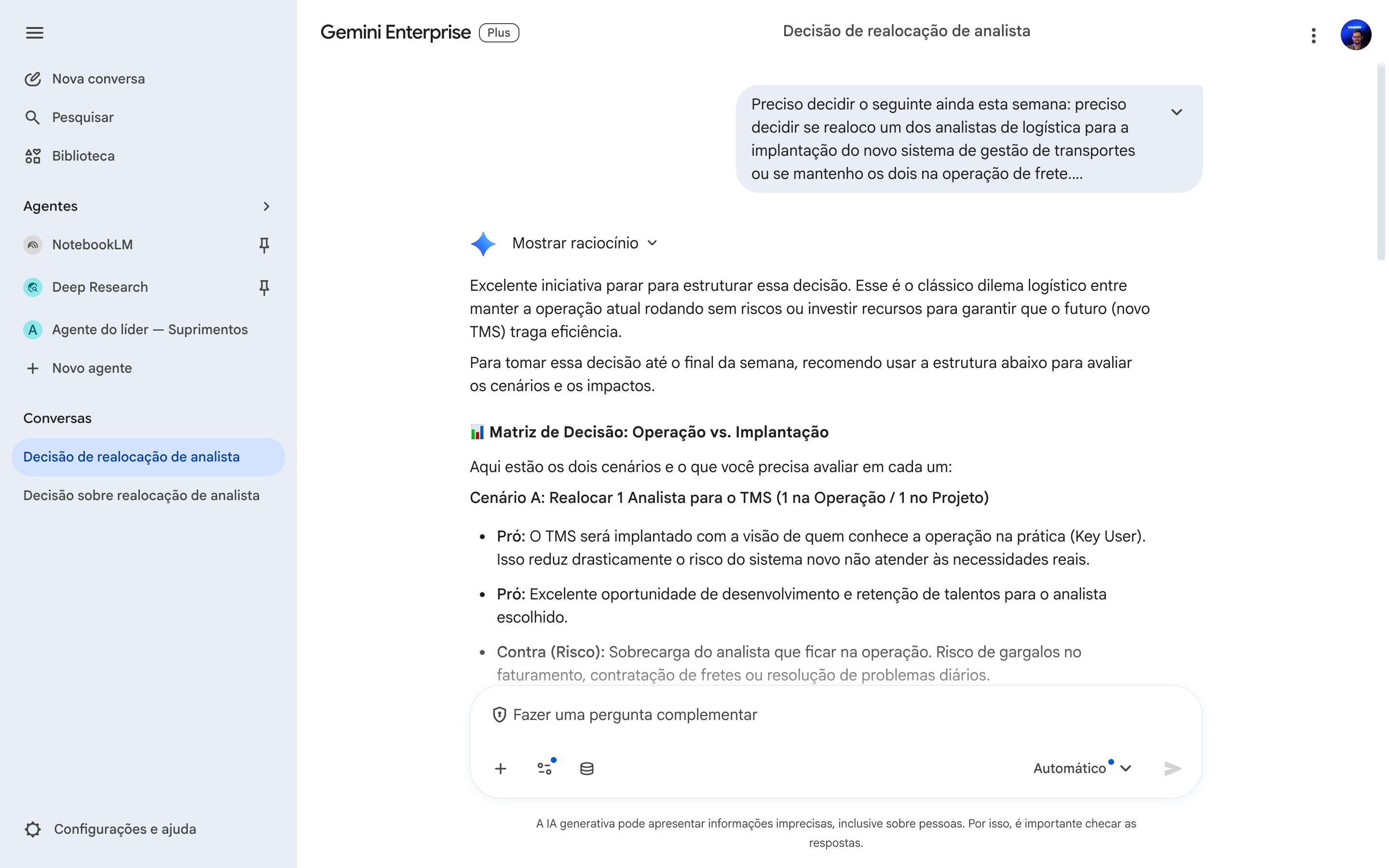 Nova conversa comum no Gemini Enterprise respondendo ao mesmo prompt de decisão de forma genérica, sem o contexto do departamento